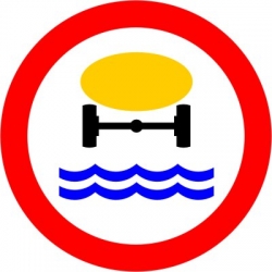 B-14  Zakaz wjazdu pojazdów z materiałami, które mogą skazić wodę